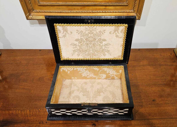 17th Century Flemish Bone Inlaid Ebonized Box - Image 10