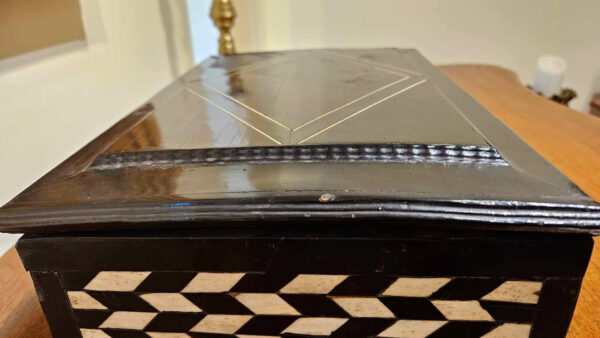 17th Century Flemish Bone Inlaid Ebonized Box - Image 5