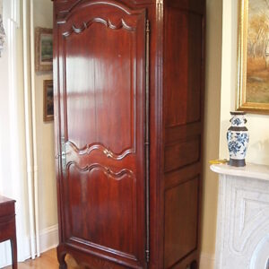 18th Century French Country Louis XV Bonnetiere