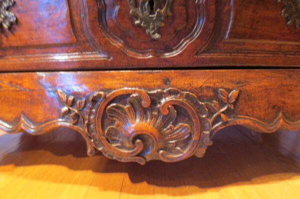 Rare French Louis XV Bombe Commode - Image 7