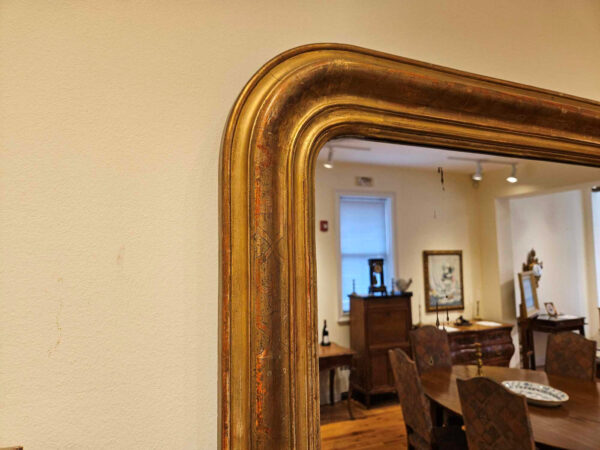 19th Century Louis Philippe Gilt Mirror having Incised Decoration. - Image 3