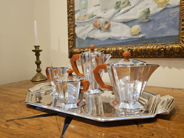 Art Deco Italian 800 Silver Tea Set and Tray made by A. Cesa S. C. Silversmith, Alessandria Italy. - Image 3