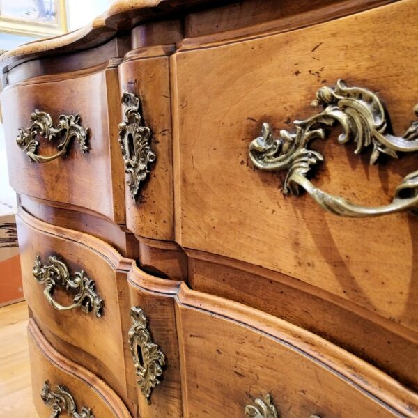 Early French Louis XV Walnut Commode - Image 13