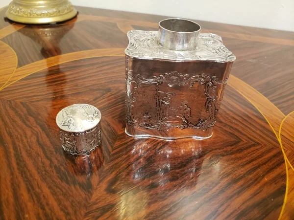 Late 19th Century Gebruder Dingeldein Hanau Sterling Silver Tea Caddy. - Image 14