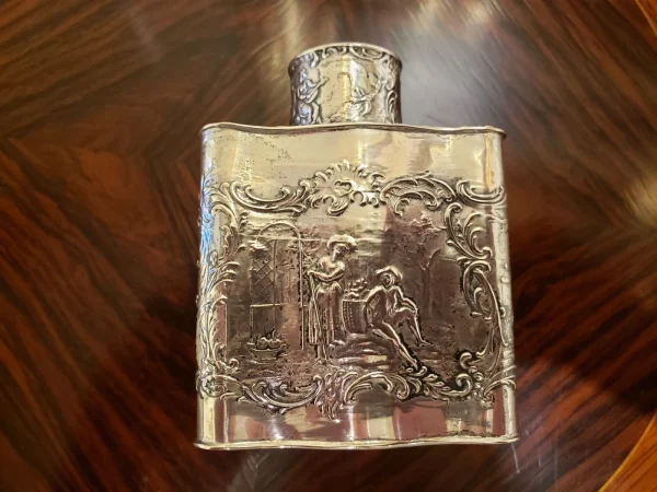 Late 19th Century Gebruder Dingeldein Hanau Sterling Silver Tea Caddy. - Image 2