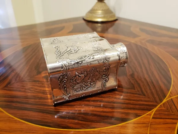 Late 19th Century Gebruder Dingeldein Hanau Sterling Silver Tea Caddy. - Image 5