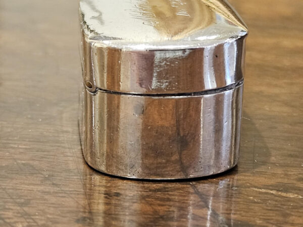 John Shaw Circa 1815 Nutmeg Grater in Sterling Silver. - Image 4