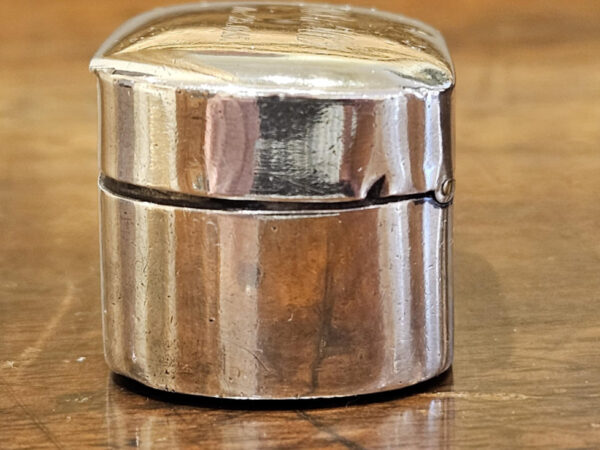John Shaw Circa 1815 Nutmeg Grater in Sterling Silver. - Image 6