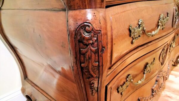 18th Century French Provincial Fruitwood Commode - Image 15