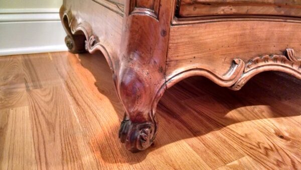 18th Century French Provincial Fruitwood Commode - Image 17