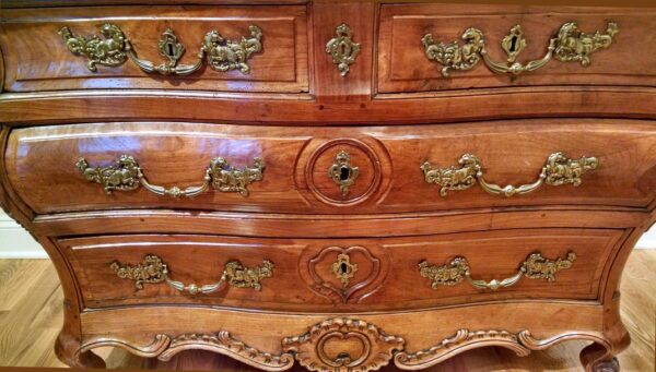 18th Century French Provincial Fruitwood Commode - Image 6