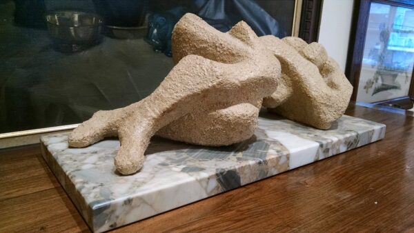 "Recombent Nude" Clay Sculpture with sand finish by Madeleine Heumann (1933-2018) - Image 4