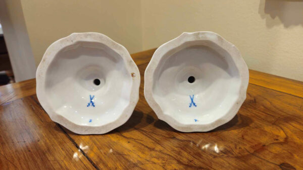 Rare 19th Century Meissen Blue Onion Candles - Image 13