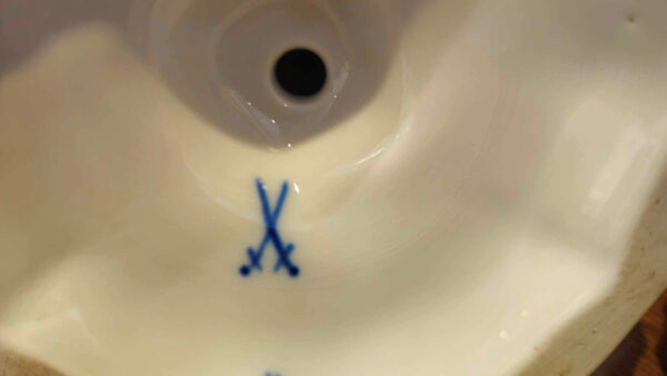 Rare 19th Century Meissen Blue Onion Candles - Image 14