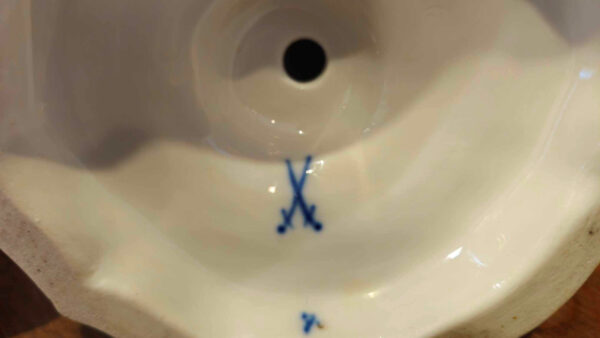 Rare 19th Century Meissen Blue Onion Candles - Image 15