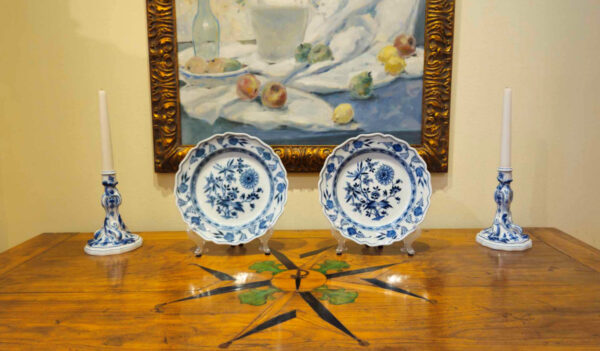 Rare 19th Century Meissen Blue Onion Candles - Image 2