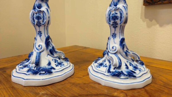 Rare 19th Century Meissen Blue Onion Candles - Image 7