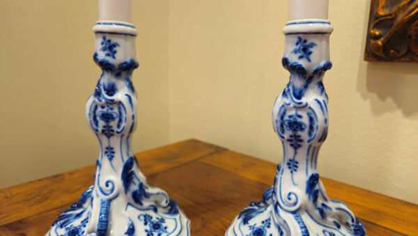 Rare 19th Century Meissen Blue Onion Candles - Image 8