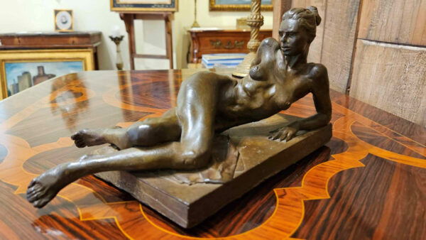 Robert Graham (1938-2008) “Gina, 5/21/97” Bronze of Recumbent Women, 1997 - Image 7