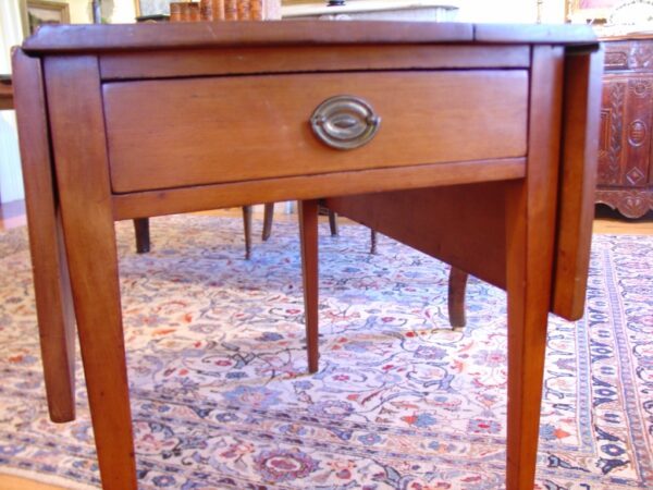 American Early 19th Century Side Table - Image 2