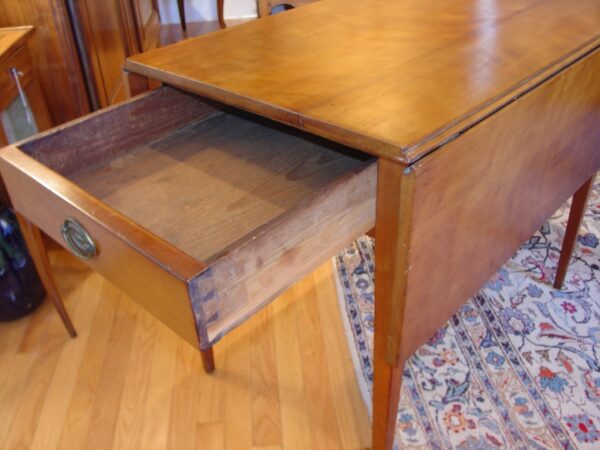 American Early 19th Century Side Table - Image 4