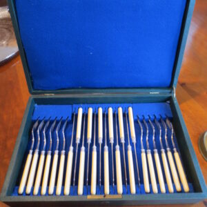 German 19th Century Hessenberg Frankfurt AM 800 Silver with Ivory Handles Fish Set