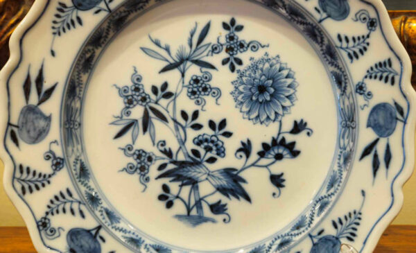 Rare Meissen Blue Onion Marcolini Plates - Image 4