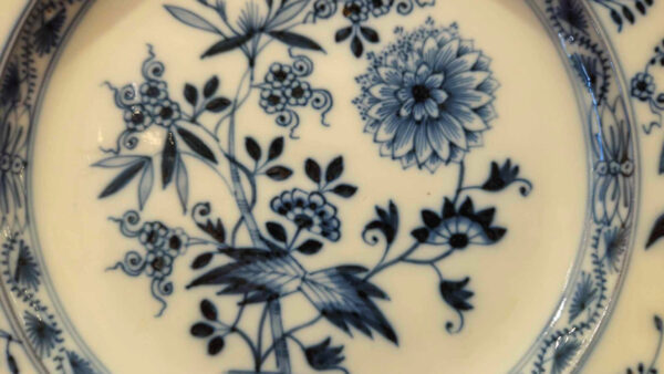 Rare Meissen Blue Onion Marcolini Plates - Image 6