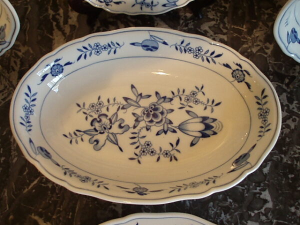 Rare Meissen Blue and White Post Deco Style Pattern Set - Image 6