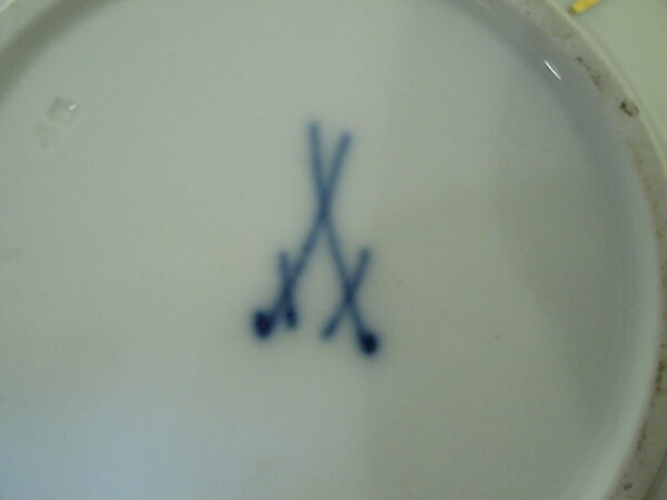 Meissen 19th Century Diminutive Tea Pot with Gold Trim. - Image 2