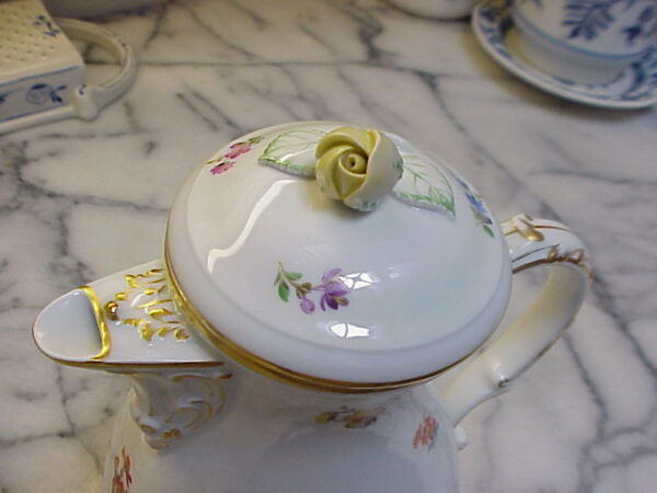 Meissen Strewn Flower Dessert Set with Rare Mark - Image 4